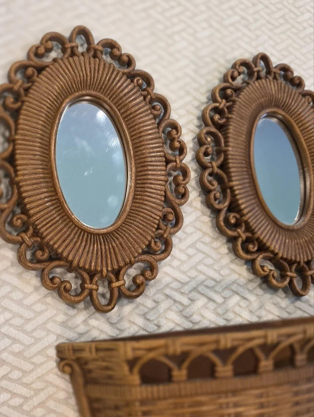 1970s Boho Vintage Oval Wall Mirrors And Wall Planter In Faux Wood Wicker